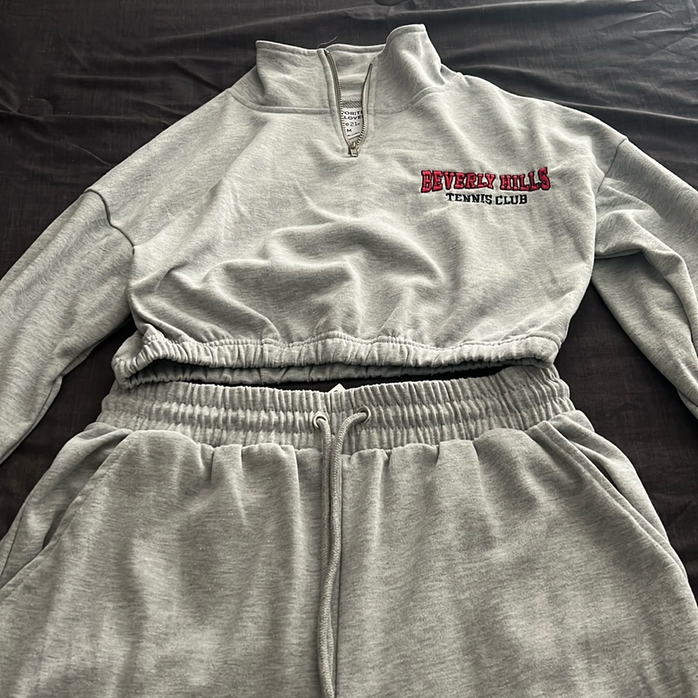2 piece sweatsuit set with gray, black and burgundy